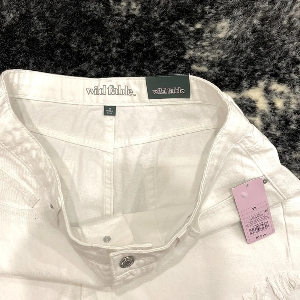 ❌SOLD❌NWT Wild Fable High Rise Shorts - Picture 4 of 8